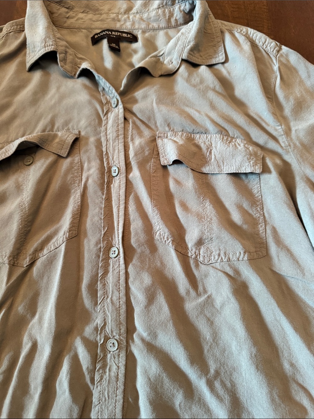 Banana Republic Women's Button-Down Shirt in Grayish Green - Picture 4 of 11